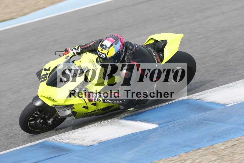 /Archiv-2024/01 26.-28.01.2024 Moto Center Thun Jerez/Gruppe schwarz-black/710